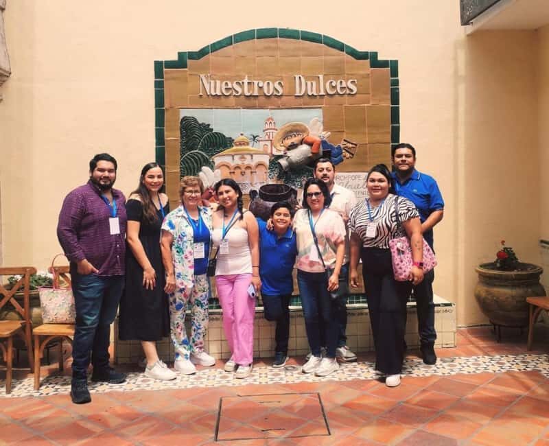 Guadalajara:Tlaquepaque Tramway Tour +Tile Painting & Drinks - Sweet Treats and Refreshing Drinks