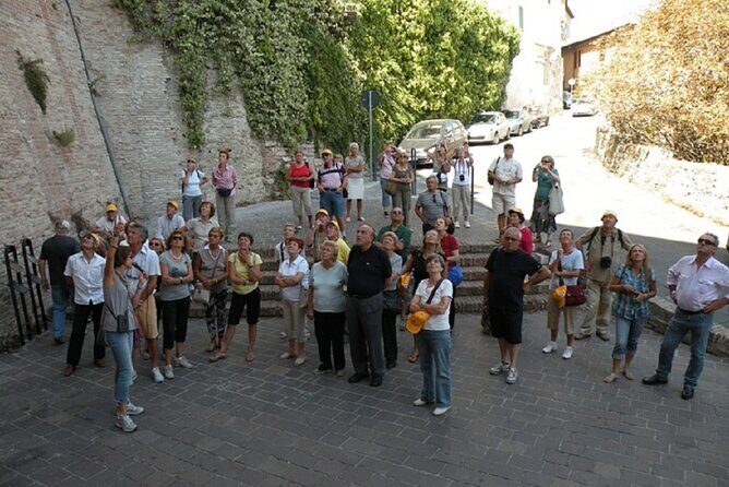 Gubbio: Private walking tour with official guide - Why This Tour Offers Great Value