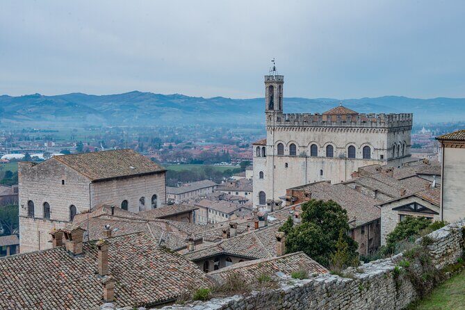 Gubbio: Private walking tour with official guide - The Sum Up