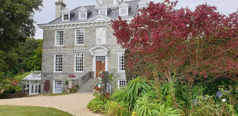 Guernsey: Half-Day Island Shore Excursion Tour - FAQs