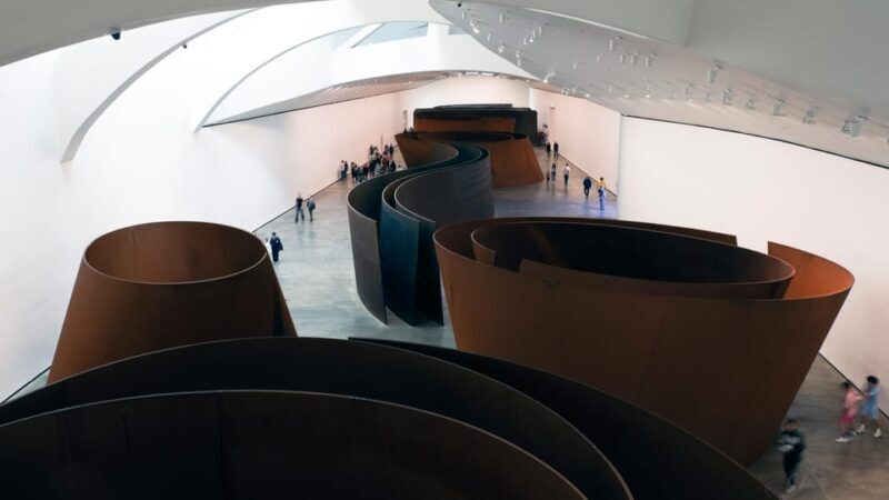 Guggenheim: Art explained by artists - Exploring Bilbao’s Guggenheim: Architecture, Art, and Artist Stories