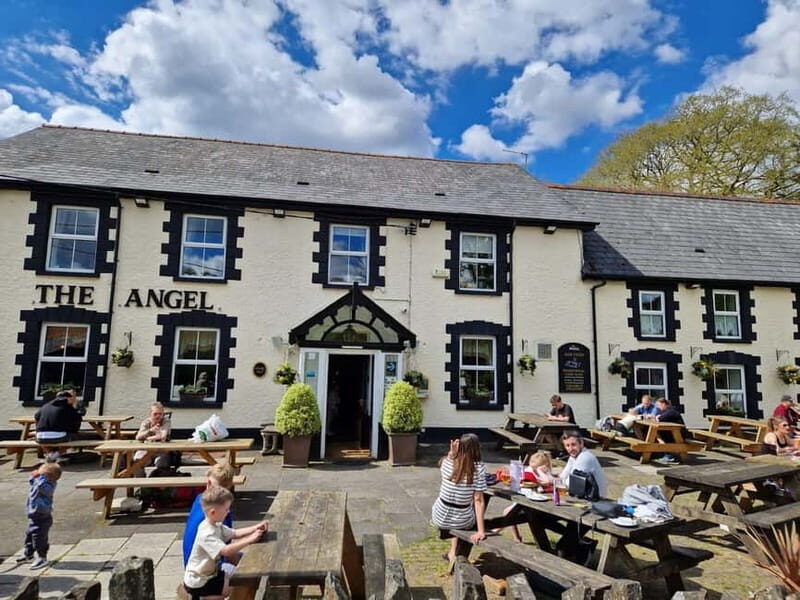 Guided Breacon Beacons 4 waterfalls in day hike from Cardiff - FAQ