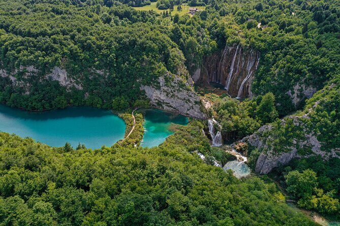 Guided Day Tour from Zadar to Plitvice Lakes - The Journey to Plitvice Lakes: What to Expect