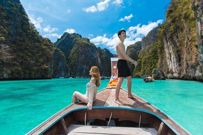 Guided Day Tour in Phuket Phi Phi & Bamboo Island - Lunch & Exploration at Phi Phi Don