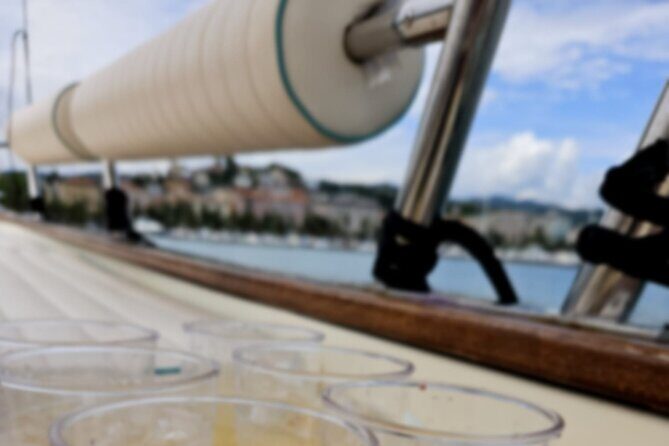 Guided Day Tour on Private Boat to Cinque Terre private boat - Why This Tour Is a Great Choice