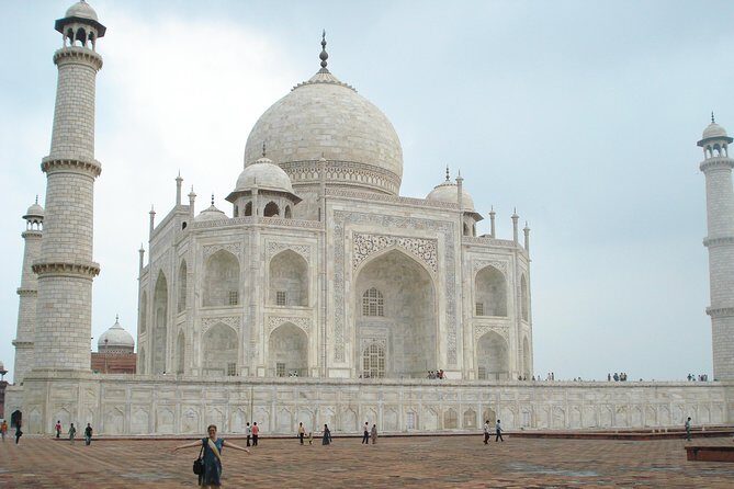 Guided Day Trip from Delhi to Agra & Fatehpur Sikri - To sum it up