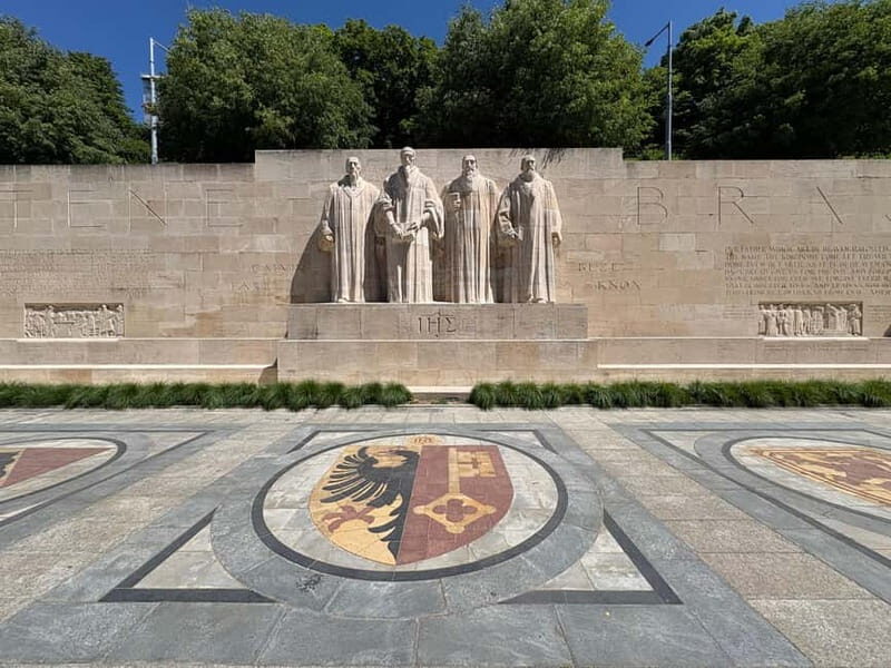 Guided day trip from Geneva with pick-up service - A Well-Structured Day in Geneva