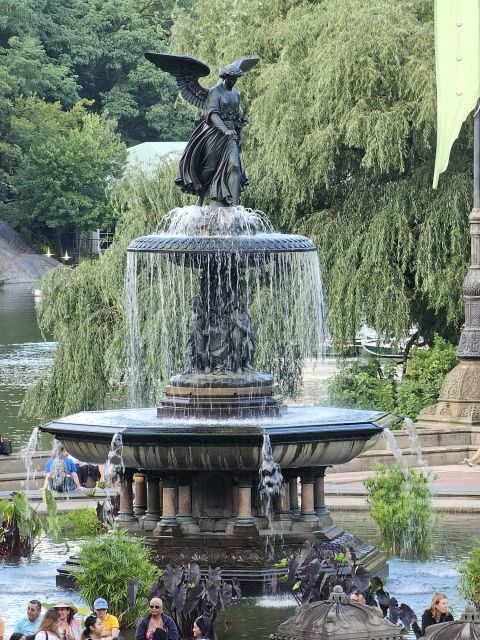 Guided Deluxe Pedicab Tour in Central Park - Exploring Central Park on a Guided Deluxe Pedicab Tour