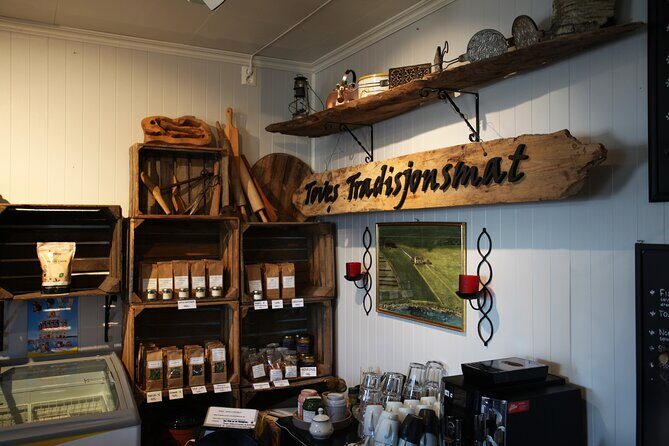 Guided easy snowshoeing with a visit to local café - A Taste of Tromsos Winter Lifestyle: What to Expect