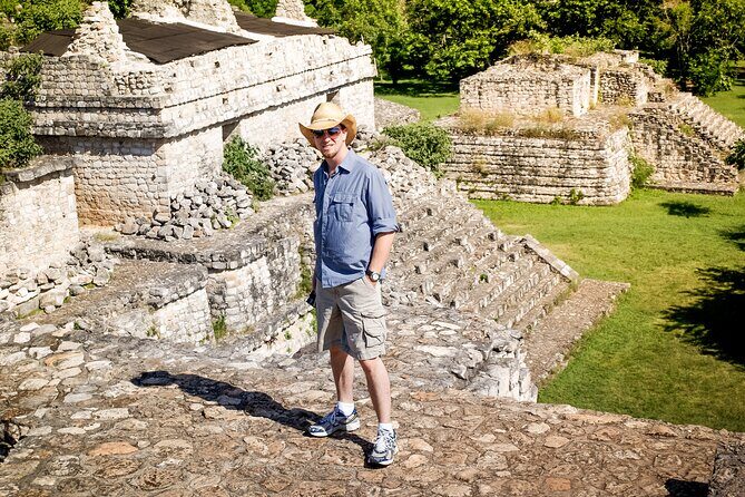 Guided Ek Balam Ruins and Agave Distillery Private Tour - Delicious Lunch at El Mesón del Marqués