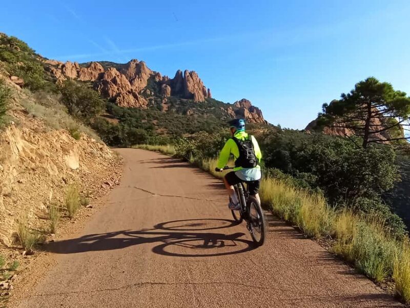 Guided electric mountain bike tour of the Estérel Massif - Practical Details and Value