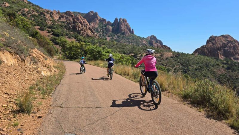 Guided electric mountain bike tour of the Estérel Massif - Who Would Love This Tour?