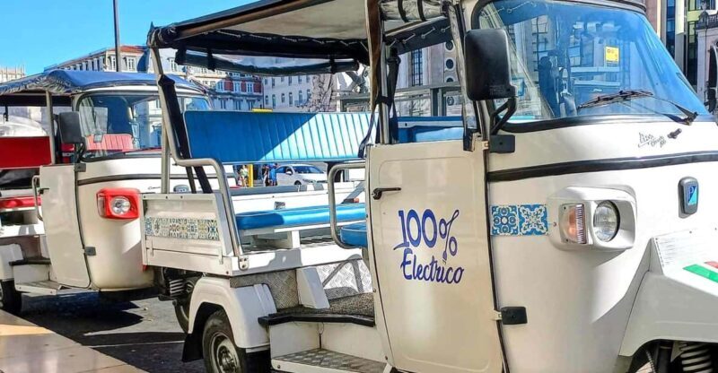 Guided Electric Piaggio Tuk-Tuk Tour of Historic Lisbon - The Experience: What to Expect
