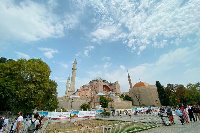 Guided Exclusive Half D.Tour: Blue Mosque, Hagia Sophia, Basilica - A Deep Dive into the Tour Itinerary