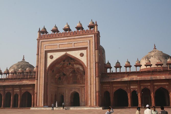 Guided Fatehpur Sikri & Abhaneri Tour From Agra To Jaipur By Car - The Details of the Experience