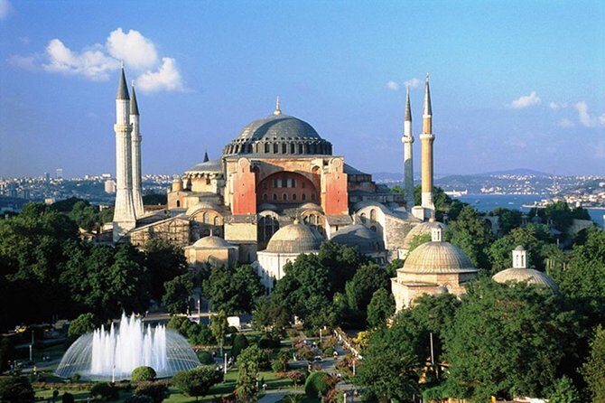 Guided Hagia Sofia, Blue mosque, Basilica Cistern skip lines tour - Key Points