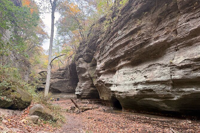 Guided Hike at Starved Rock and Matthiessen Park - Starting Off: Seamless Pickup and Introduction