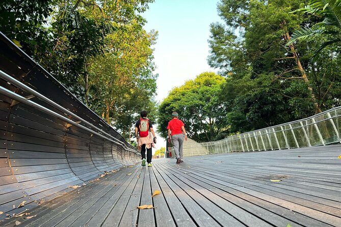 Guided Hiking Tour to Seah Im bunker, Mount Faber and Henderson - Discover Singapore’s Hidden Green Spaces with a Guided Hike