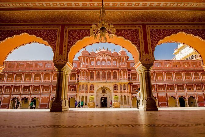 Guided Jaipur Tour From Agra With Drop At New Delhi Including Lunch & Entry - What to Expect in Terms of Value and Experience