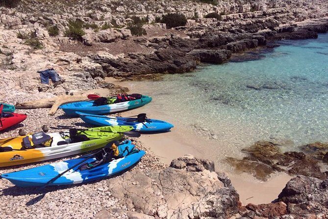 Guided kayaking tour to Pakleni islands - Authentic Experiences and Well-Praised Guides