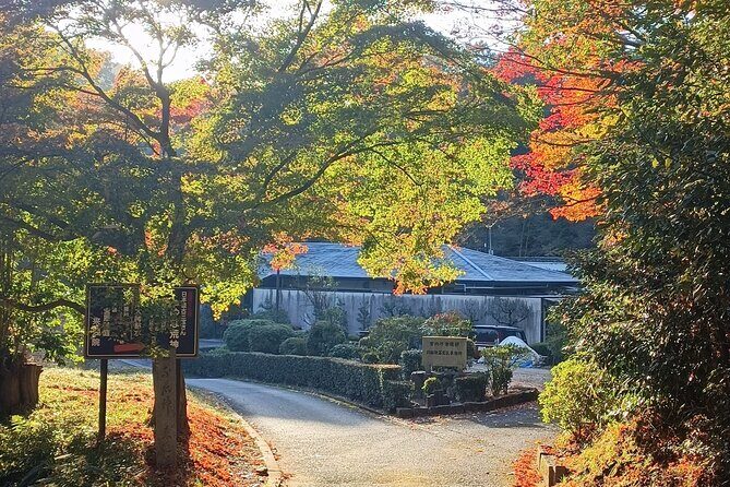 Guided Kyoto Trail Higashiyama Fushimi Inari To Kiyomizudera - Who Should Consider This Tour?