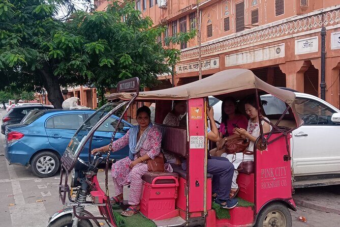 Guided Morning E-Rickshaw Ride with Food Tasting at Jaipur - A Deep Dive into the Jaipur E-Rickshaw Tour