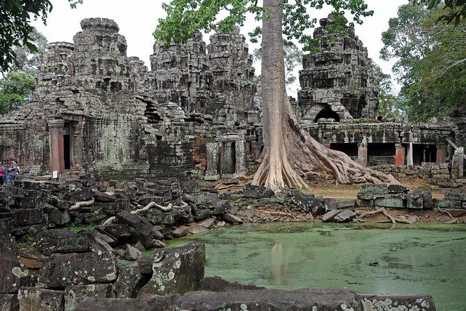 Guided Private A/C Vehicle Tour to Angkor Wat and Small Circle with Two Extras - Who Would Love This Tour?
