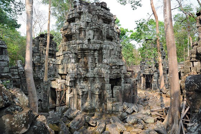 Guided Private A/C Vehicle Tour to Angkor Wat and Small Circle with Two Extras - FAQ