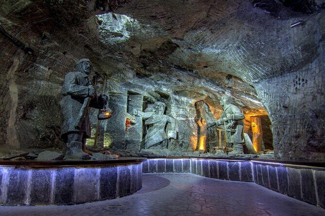 Guided Salt Mine Wieliczka tour from Krakow - Key Points