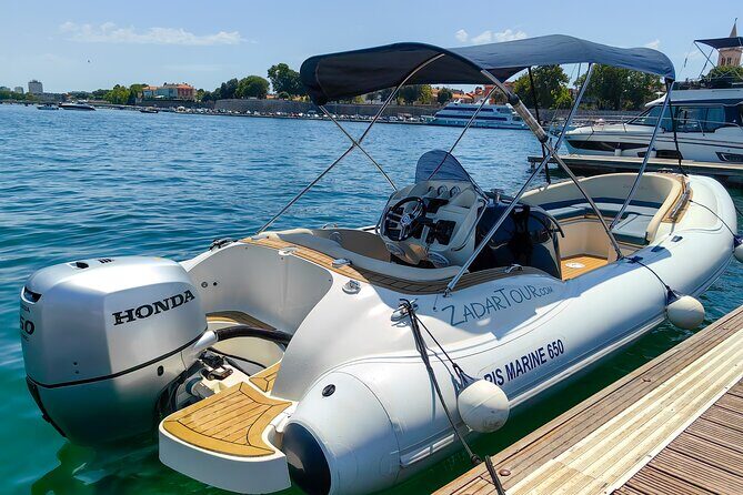 Guided Speedboat Tour with Food, Oil & Wine Tasting - Who Will Love This Tour?