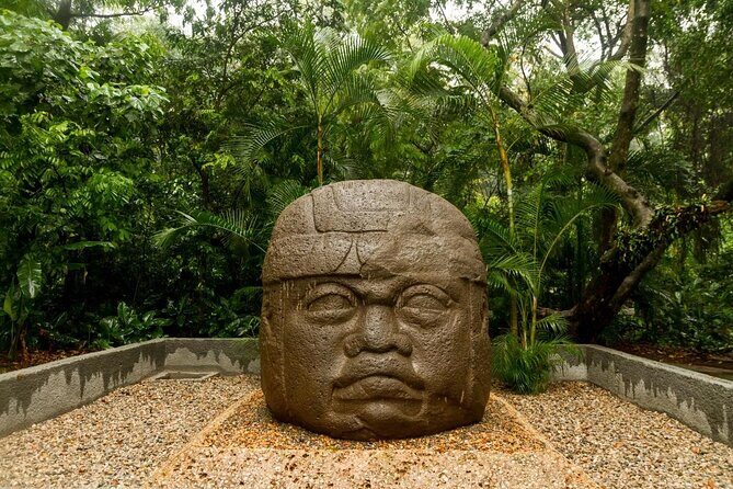 Guided Tour by the Olmec Stone Men - Key Points