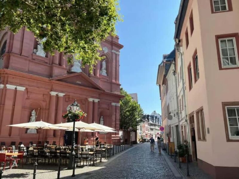 Guided tour in Mainz on the Rhine in german and english - The Experience in Context