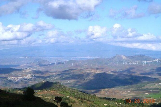 Guided Tour in Morgantina. Visit Morgantina. - Exploring Morgantina: A Guided Tour Through Sicily’s Hidden Gem