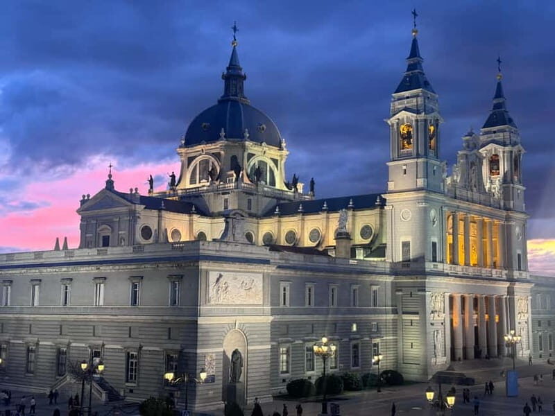 Guided Tour in Tuk Tuk around Madrid - Who Will Love This Tour?