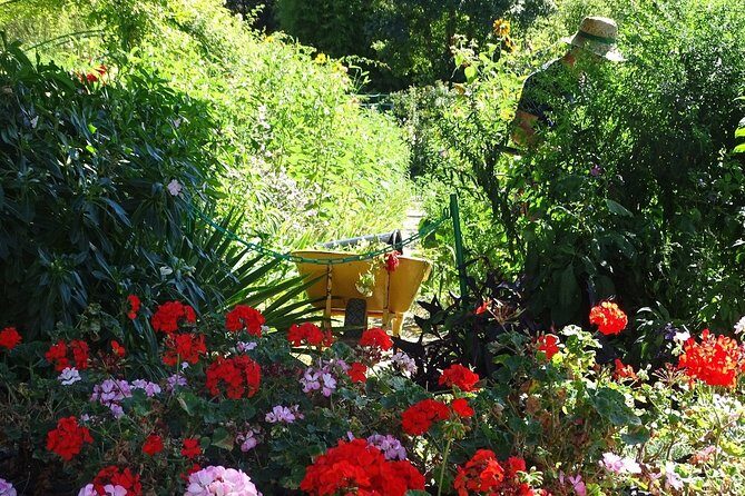 Guided tour Monet's house and gardens/small group - Who Should Book This Tour?