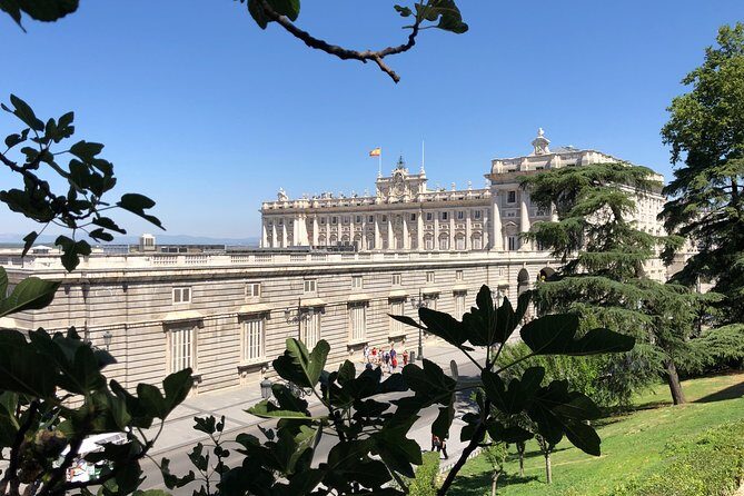 Guided Tour of Madrid of the Austrias and the Historic Center - FAQ