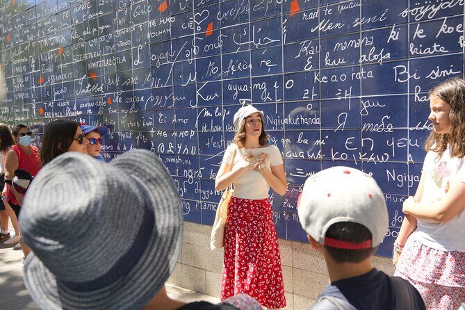 Guided tour of Montmartre in songs with a professional - An In-Depth Look at the Tour Experience