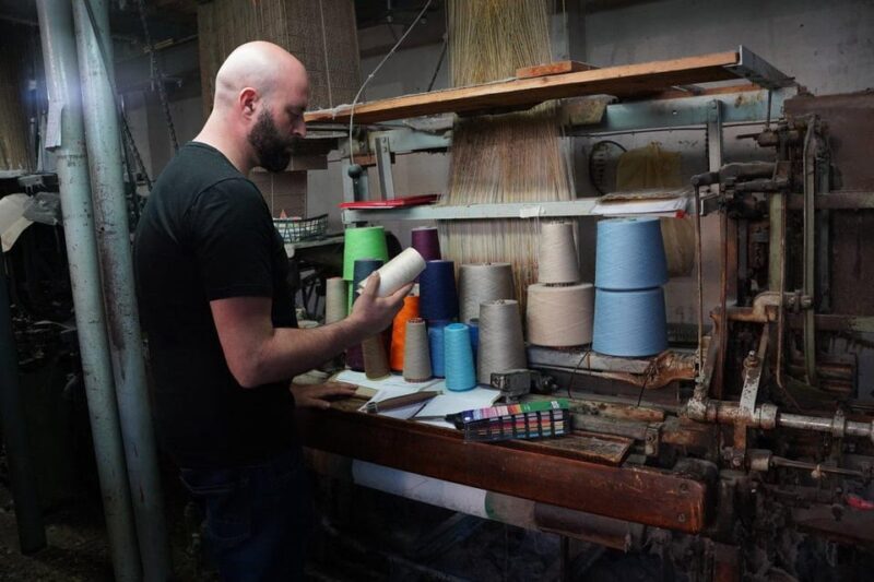 Guided tour of our textile laboratory and practical test - FAQ