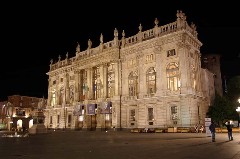 Guided tour of Palazzo Madama with small groups - Key Points