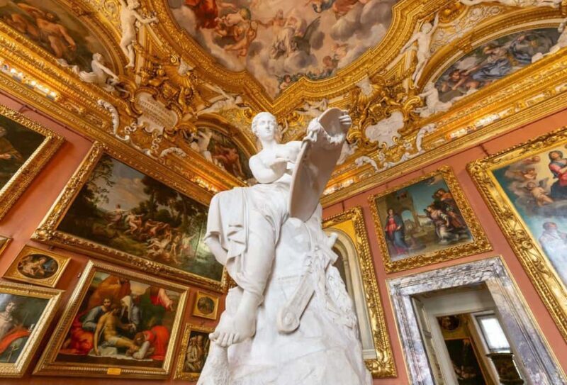 Guided tour of Palazzo Pitti: Botticelli, Caravaggio, and Raphael compared - Practical Details and Tips