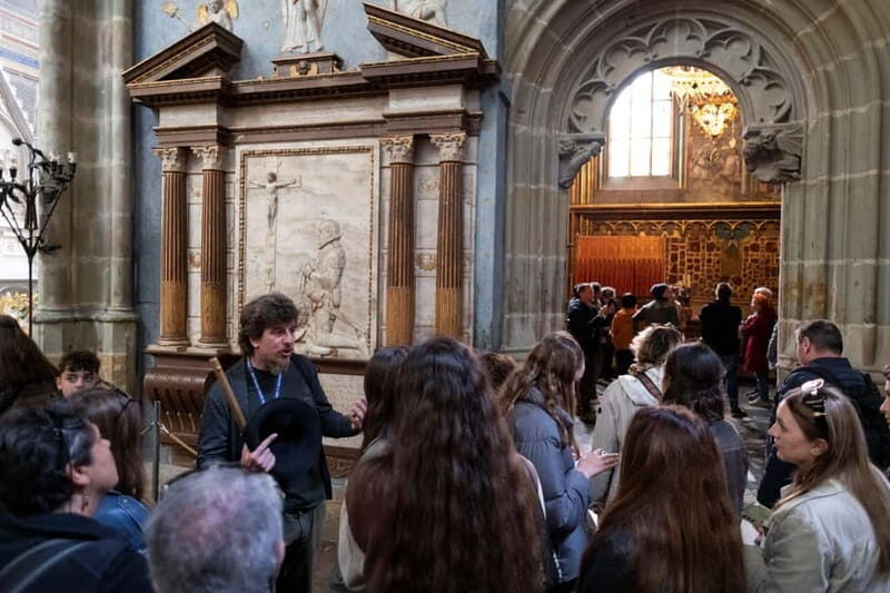 Guided Tour of Prague Castle with Ticket and Transport - FAQ