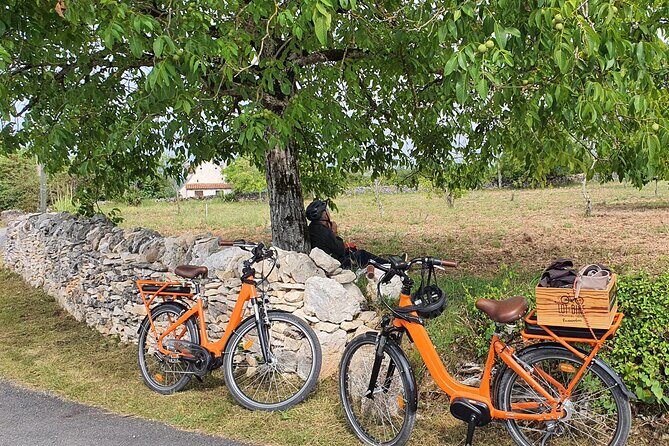 Guided tour of Rocamadour and its canyons by electric bike - An In-Depth Look at the Rocamadour Electric Bike Tour