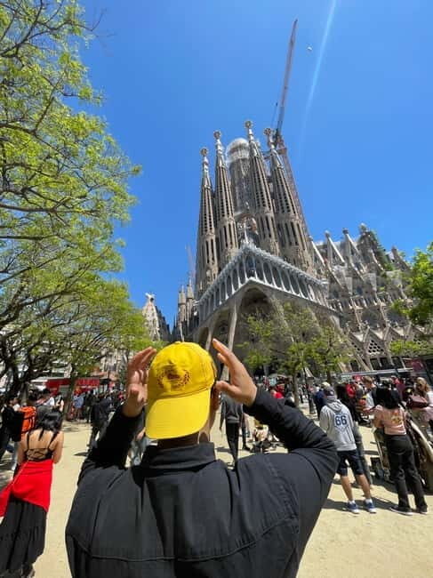 Guided Tour of Sagrada Familia - Gaudi's dream - Who Should Book This Tour?
