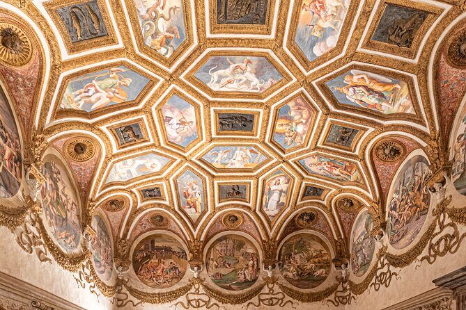 Guided Tour of Te Palace of Mantua - FAQs