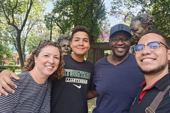 Guided tour of the Coyoacán neighborhood and the Leon Trotsky museum - An In-Depth Look at the Tour Experience