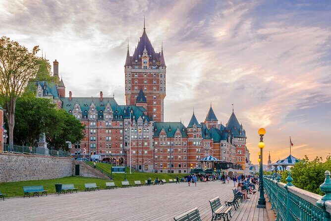 Guided Tour of the Fairmont Le Chateau Frontenac in Quebec City - Introduction