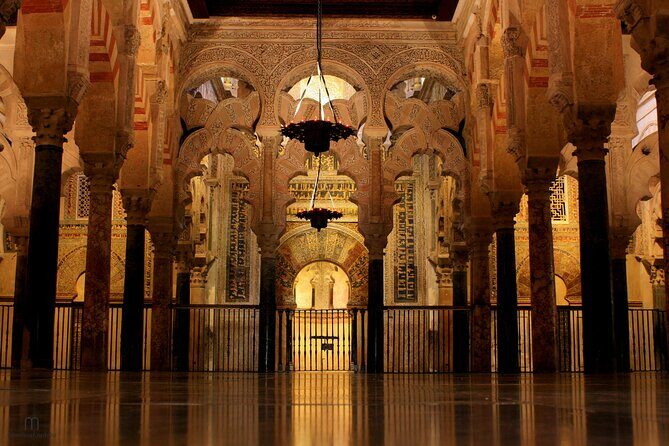 Guided Tour of the Mosque-Cathedral of Córdoba - An In-Depth Look at the Tour