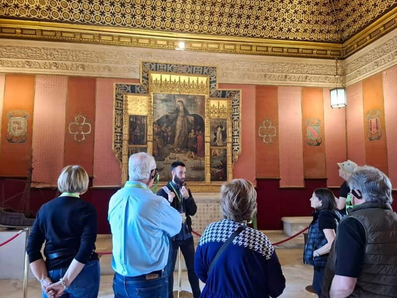 Guided Tour of the Royal Alcázar of Seville in a Small Group - Key Points