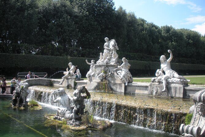 Guided tour of the Royal Palace of Caserta with an art expert - Who Should Consider This Tour?