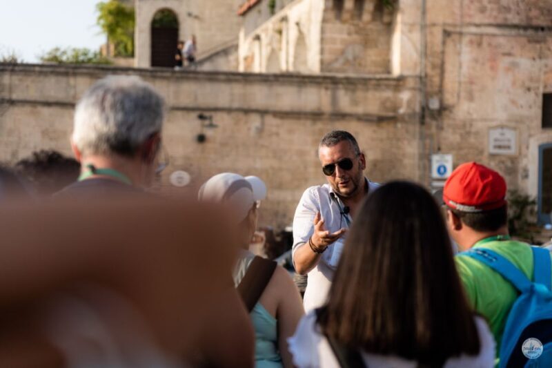 Guided tour of the Sasso Barisano and Sasso Caveoso - The Experience in Detail